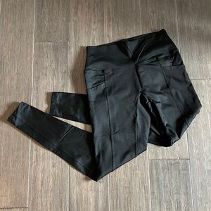 Mika Yoga Black Dawn Leggings EUC